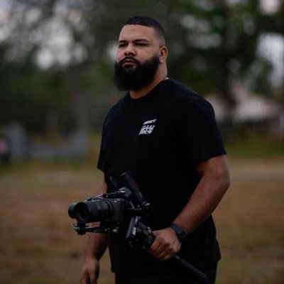 ciscox_'s profile picture. 