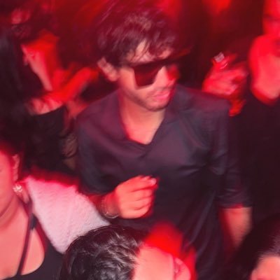 zuhadnoseitall's profile picture. Godspeed