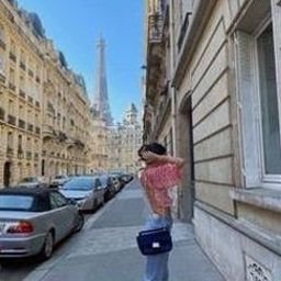 Klalme393303's profile picture. 