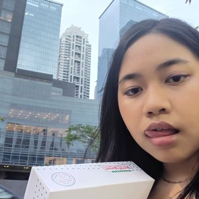 pangit polyamorous pansexual bipolar bear baddie