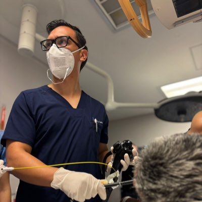Médico, Cirujano General, Cirujano Bariatría, Fellow Endoscopía Gastrointestinal, Futbolista y Sabinero!