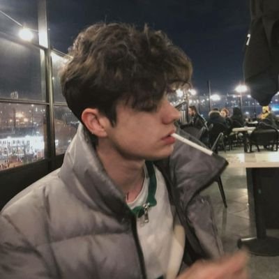 saqr191911's profile picture. 