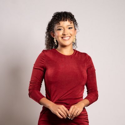 Licenciada en Comunicaciones, Diplomado en Periodismo Deportivo | Presentadora en TDTV, Once deportes, Radio House y Fox Deportes | Fundadora @cipotashonduras
