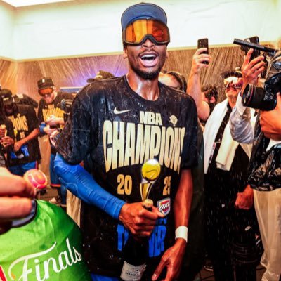Russell Westbrook| @okcthunder| @panthers|Shai| backup @kevin35019|@astros |@realmadrid|. FOLLOW TRAIN TUESDAY AND FRIDAY🔥