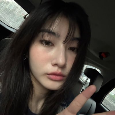 filmtan00k's profile picture. whale store manager
