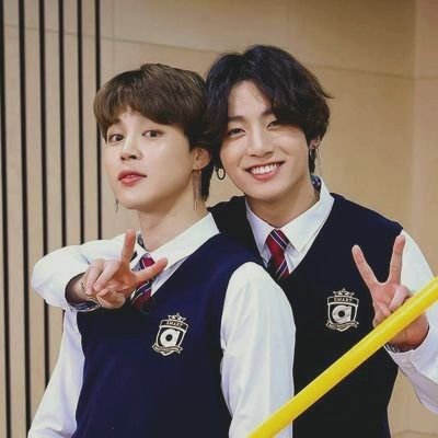 im littleflumes from ao3!
jkk biased ot7!! no toxic solos/shippers please 😊😊
she/they/any
