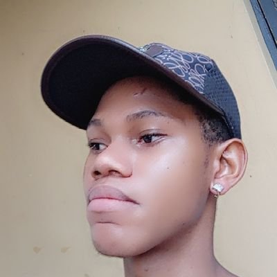 ITobiloba31058's profile picture. True courage is to pursue ur dream and make it 🖤🇳🇬