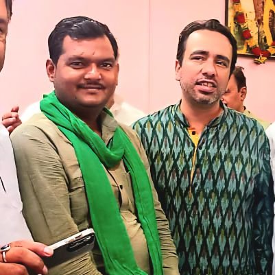प्रदेश सचिव - राष्ट्रीय लोक दल
/पूर्व अध्यक्ष छात्र संघ, अधिवक्ता