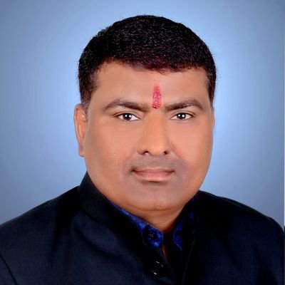 pushpendra005's profile picture. जीत उसी की जिसमें बल है, सन्धि सदा करता दुर्बल है..!