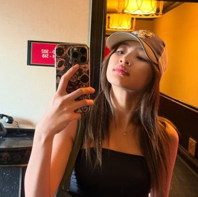 amityphrodite's profile picture. ot8 | walo o wala | JhoAiahLet | claygo line | JL sweeties