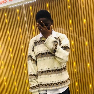 BALLER🏀
WEB DEVELOPER 🖥
PROGRAMMER❣
PHOTOGRAPHER 📸 and
GUITARIST🎸
In love with ART 🎨