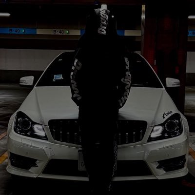 Anija好き マスタング乗りになるのが夢 たまに愚痴でます いいねは既読感覚でつけてます🚗:降りました fruitszipper 松本かれん