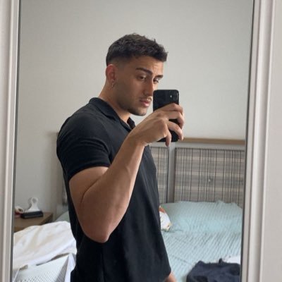 yhankiileo's profile picture. 