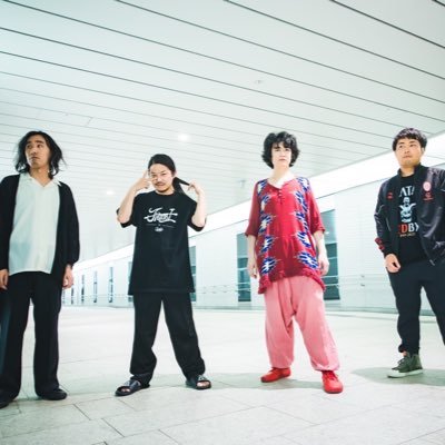 soon_sounds's profile picture. It's all Coming Soon @eurekameghni(Vo&Gt) @gaaaamuuuu(Gt) @TecchanRed(Ba) @Muttz62 (support Dr) https://t.co/NFWGgupDak