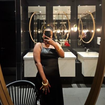 heavenandlights's profile picture. Queen of Hearts ❤️