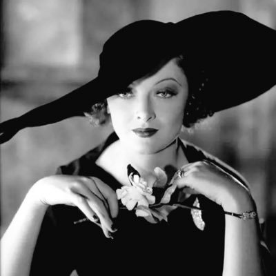 FDelicioso's profile picture. I’m just wasting time.