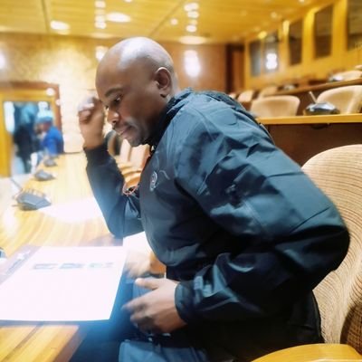 oscar_mahlavani's profile picture. South Africa 🇿🇦 needs a strong Kaizer Chiefs ❤️ & ✌️ @KaizerChiefs and @EFF my 🏡 Home.... ✊Founder of Trojan-horse Services 🐎