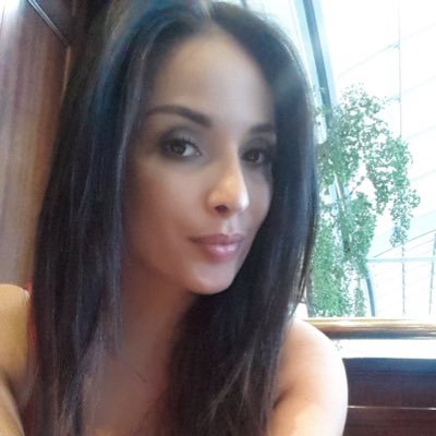 ArianaJ31112's profile picture. Looking for a truthful and honest man to start my new life with.