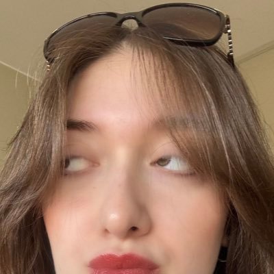 iamsmithereens's profile picture. mi vida esta inspirada en Rory Gilmore y Taylor Swift •she/her •