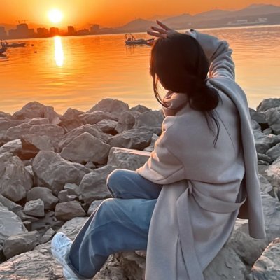 vagnerdreon's profile picture. Believe you can and you're halfway there.