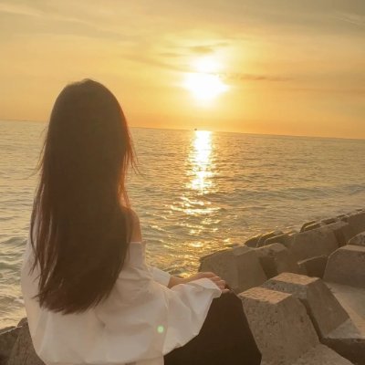djamo1717's profile picture. What you get by achieving your goals is not as important as what you become by achieving your goals.