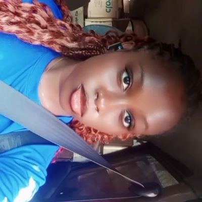 glorythatglow's profile picture. 