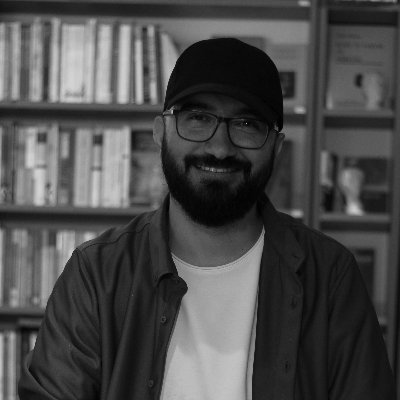 Roket Bilimkurgu Öykü Dergisi Editörü / @roketbilimkurgu