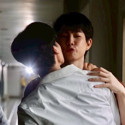 ชื่อตะวันที่ติ่งออฟเต🌻📍 Profile