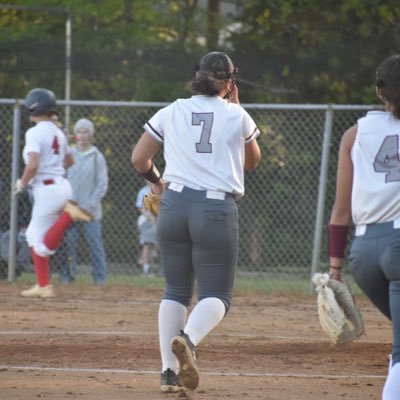 avamariee1111's profile picture. C/O 2028 Right Handed Catcher/3B/5’8 | Thomas Dale Hs| Unity Softball| Email: avalou0223@gmail.com 📩| Phone Number: 804-821-7634📲