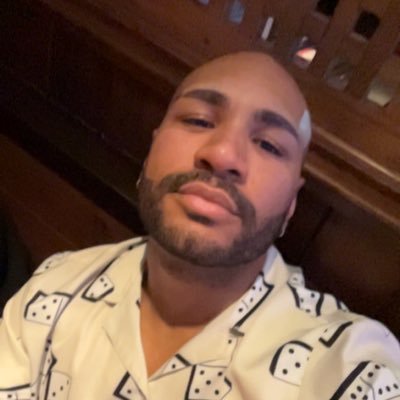 Hi 👋🏽 I like anime, video games, and funny shit 🤓