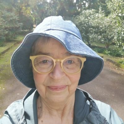 annamiwendel's profile picture. Journalist, SJF, often happy, often upset, talk a lot. I support a decent debate climate which anonymous accounts are the destroyers of so I dont follow these.