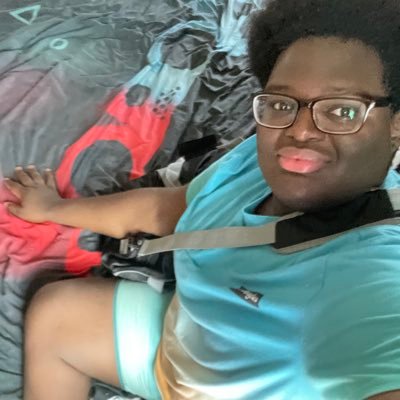 BashParty1's profile picture. HI, I'm Antwuane I wish to be a Pop Star I bake I play I practice guitar I make art, and always find new things to do and also I play video games
