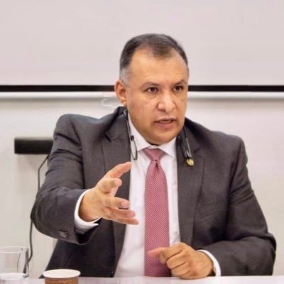 Magistrado de Circuito en retiro. Doctor en Derecho. Opiniones sobre diversos temas jurídicos. Los Like y RT no implican apoyo alguno.