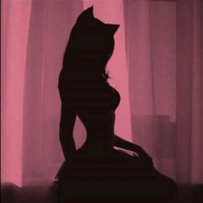 princessnora00's profile picture. kiss me rn