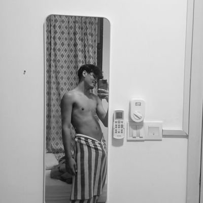 ucopznucklez's profile picture. -1 fnf
 Str8 Act/Bisex/Thick/🔞🍌

open for any collab 🐝 terma and syarat 🍯🐥

oky,bye.