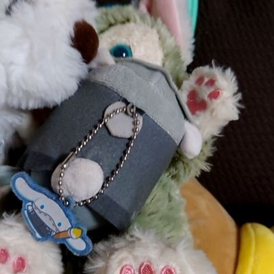 mmicururu3's profile picture. 節操のない腐女子がぎゃーぎゃー騒ぎながら第五人格をプレイする垢です。元々使ってた垢もあったんですが、親族に知られてるのでエロやグロ、インモラルを隔離するために作りました。
✂️⚰️、🧲⚰️、💌⌛️、🧯📍、など。全部リバもいけます！成人済み。
あとユニバとディズニーが好きです。特にホラナイ！！！