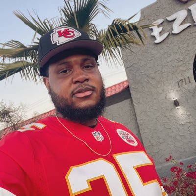 ty_toofunny's profile picture. KC 🛫ARK 🛬 PHX 📍🎤 serious inquiries: Djuamahervey@gmail.com /IG: Ty_tellsjokes /tik tok: ty_tellingjokes (comedy skits,  /stand up comedy 🎭)