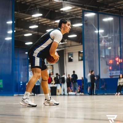 2026šŖšøšŗšø 6'3 SF/SG 198lbs Springfield Commonwealth Academy 3.74 GPA | diego.nebot.martin@gmail.com