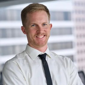 Head of DMs @ OmniVerifier | Helping Cold Emailers Get 50k Email Verification Credits (At No Cost)