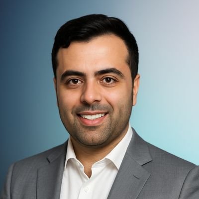 مصمم و كاتب تجربة المستخدم ، أساعدك على تحويل المنتج الخاص بك إلى حلول رقمية متطورة بإستخدام أحدث التقنيات لتجعل علامتك التجارية مميزة. ✍🎨