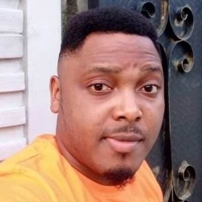 Chris457271's profile picture. COOL MAN