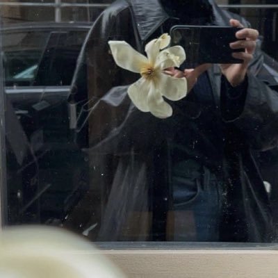 diyrll's profile picture. 