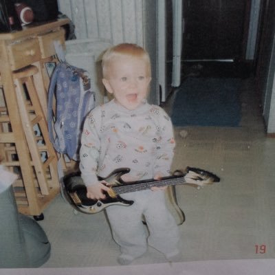 GavinLeibold's profile picture. Idc