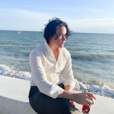 urmouthispoison's profile picture. 4 shots of tequila then I’m ready.