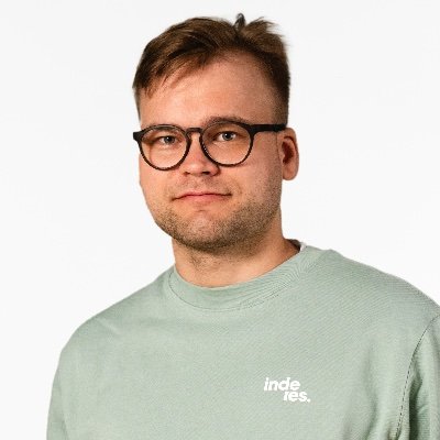 Pöhinää osakkeista ja sijoittamisesta. Töissä Inderesillä.