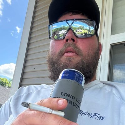 DougSpoon98's profile picture. Alcoholic Falcons Fan. Climbed Everest.