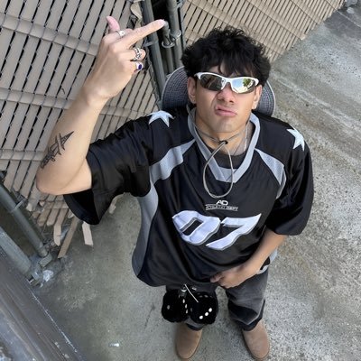 TrueRenjun's profile picture. 07