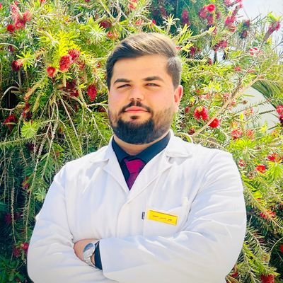 AlkhiatOmar's profile picture. DENTAL STUDENT 🦷💉