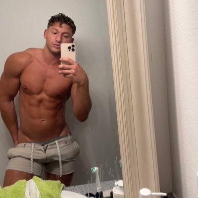 thomasdaileyy's profile picture. snap @ daileythomas_34 / FL