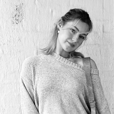 100SilentThings's profile picture. I'm not here for you.
Wanderer, Free thinker, Nature lover.